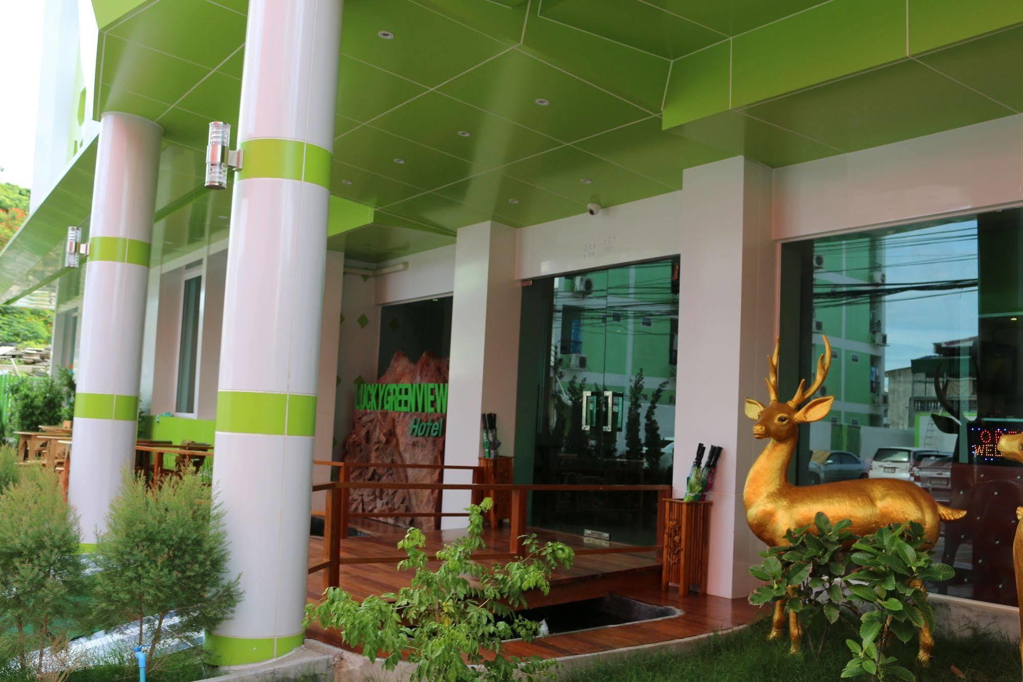 Lucky Green View Bangkok Exterior photo
